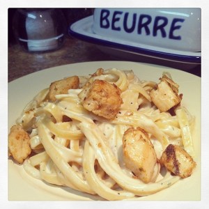 Creamy Garlic Pasta with Chicken